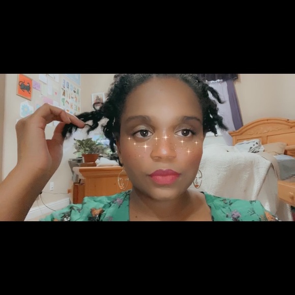 Meet your Posher, Nya - Picture 1 of 1